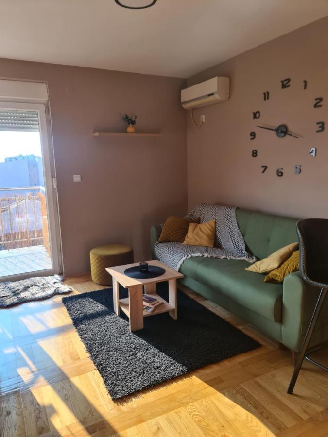 Apartman *Joy* Osijek Zewnętrze zdjęcie