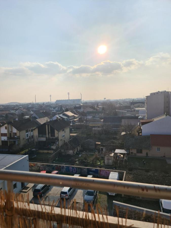Apartman *Joy* Osijek Zewnętrze zdjęcie